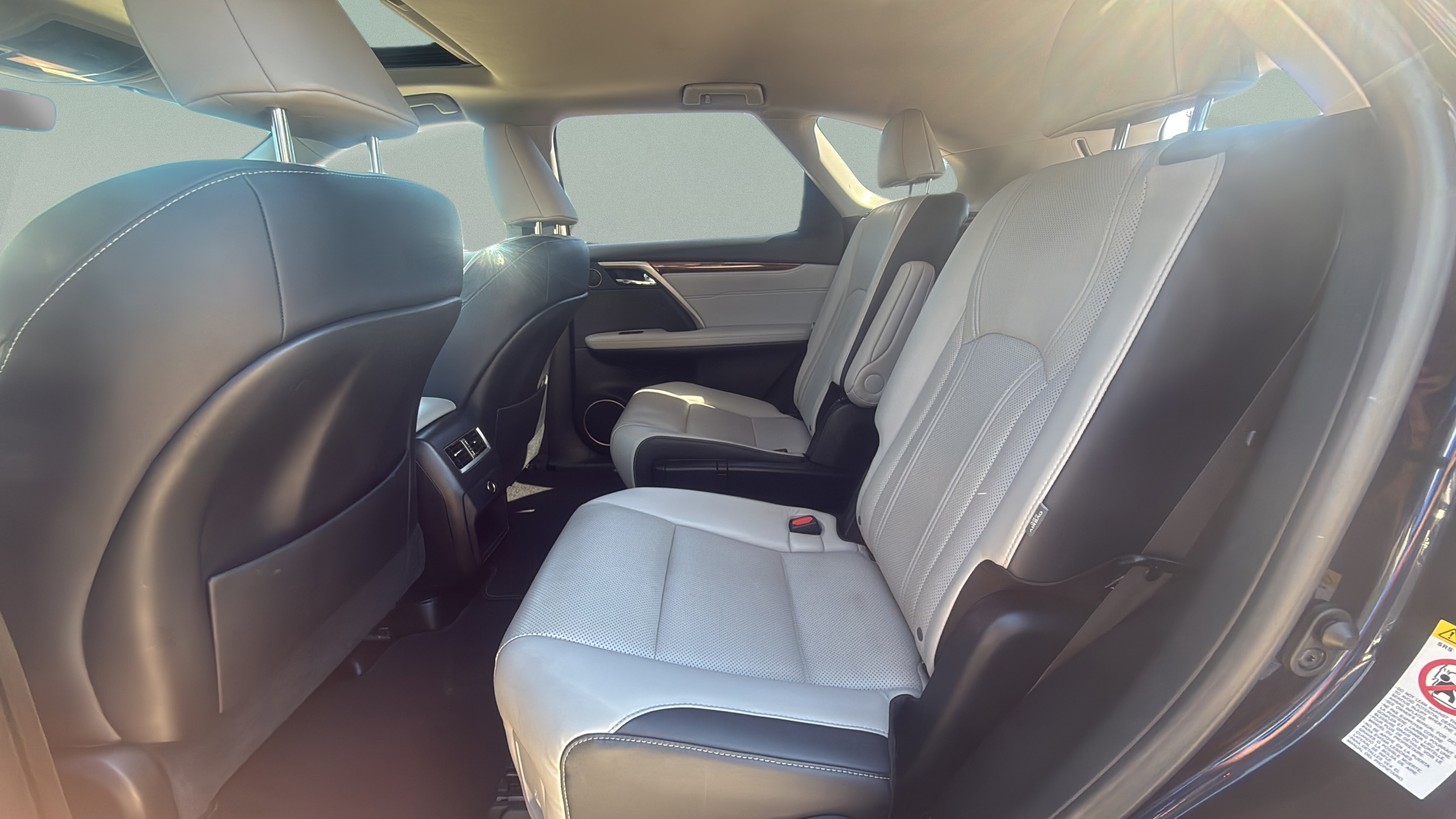 Used 2019 Lexus RX 450hL Premium w/ Premium Package AWD/4WD image 19