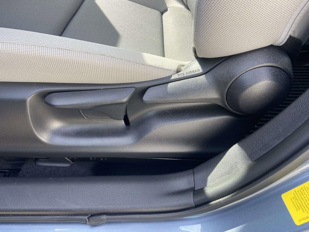 Used 2025 Toyota Corolla LE image 14