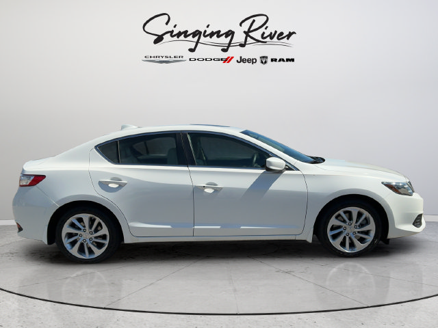Used 2017 Acura ILX FWD image 8