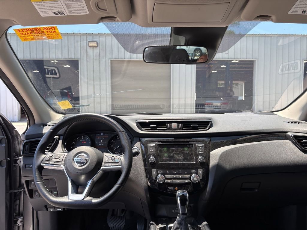 Used 2022 Nissan Rogue Sport SL AWD/4WD image 8