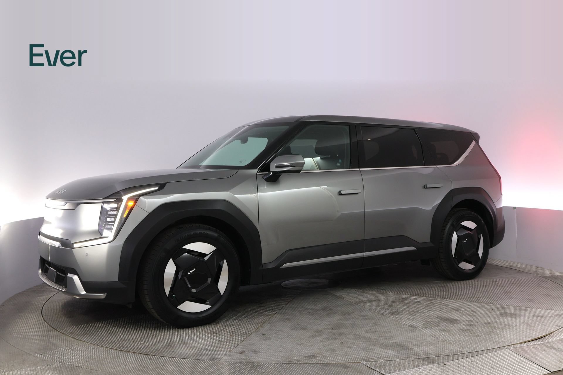 Used 2024 Kia EV9 Light Long Range RWD image 18