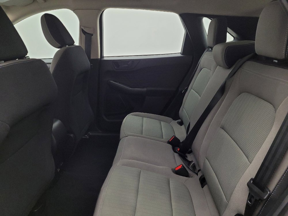 Used 2020 Ford Escape S image 18