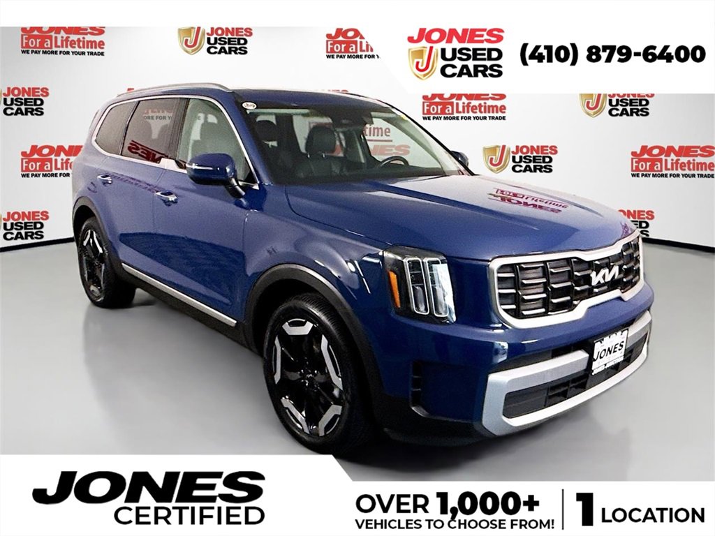 Used 2023 Kia Telluride S w/ S Sunroof Package