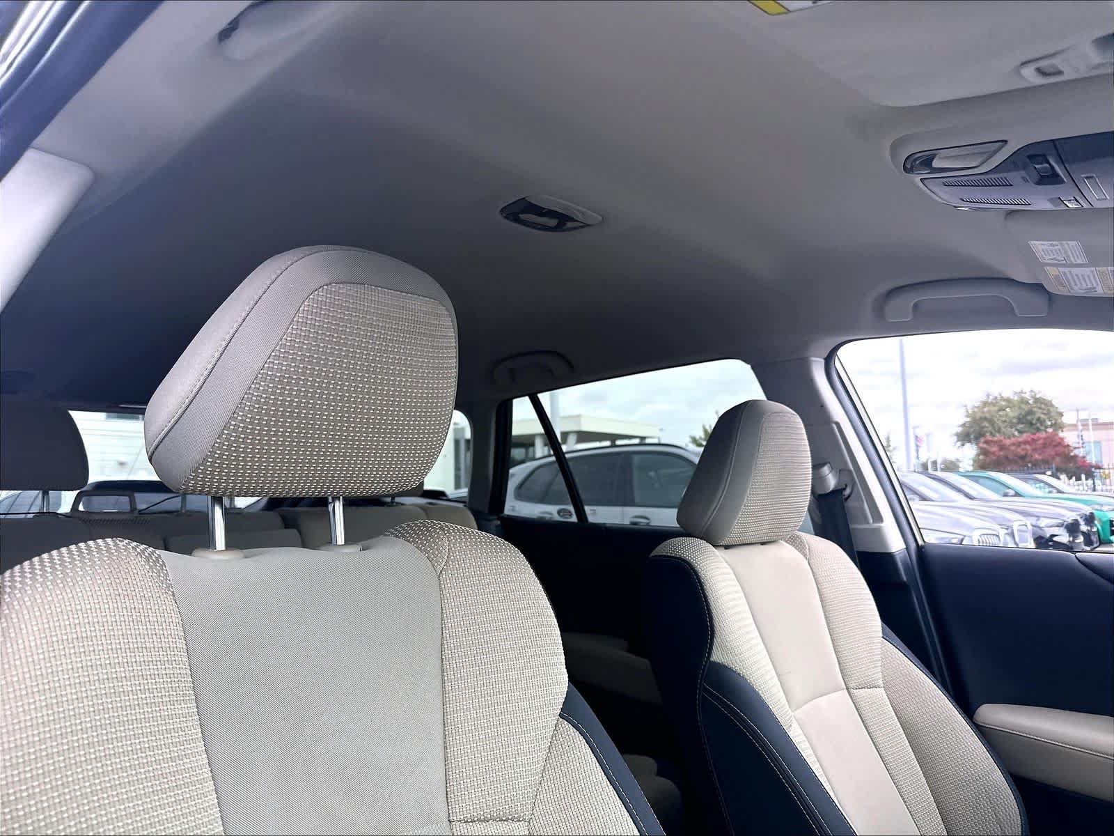 Used 2021 Subaru Outback Premium AWD/4WD image 28