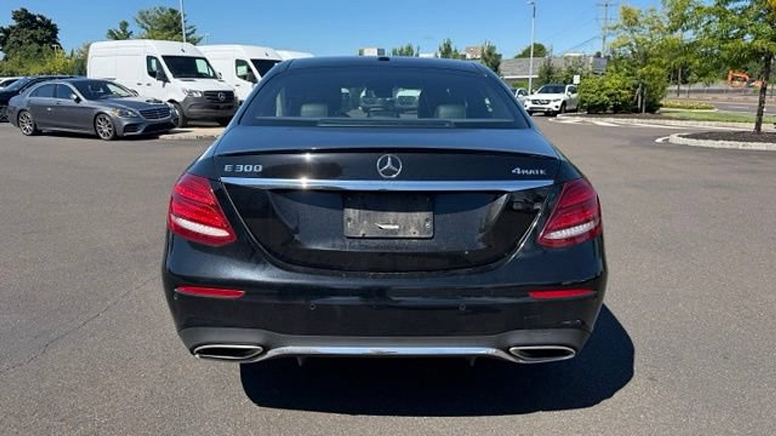 Certified 2017 Mercedes-Benz E 300 4MATIC image 6