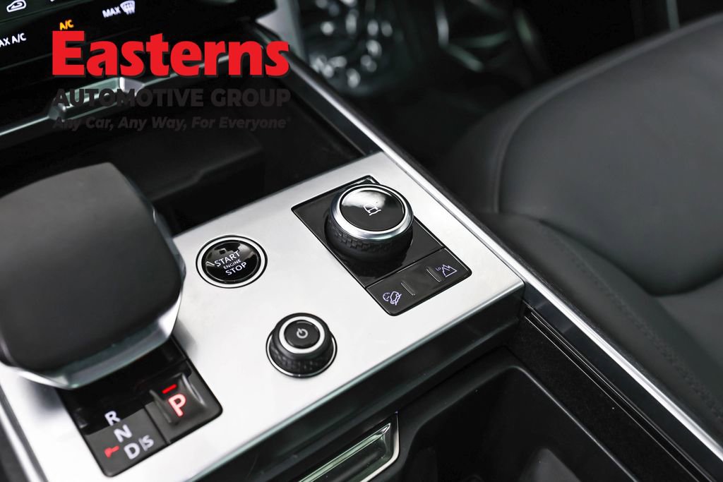 Used 2023 Land Rover Range Rover Autobiography AWD/4WD image 19