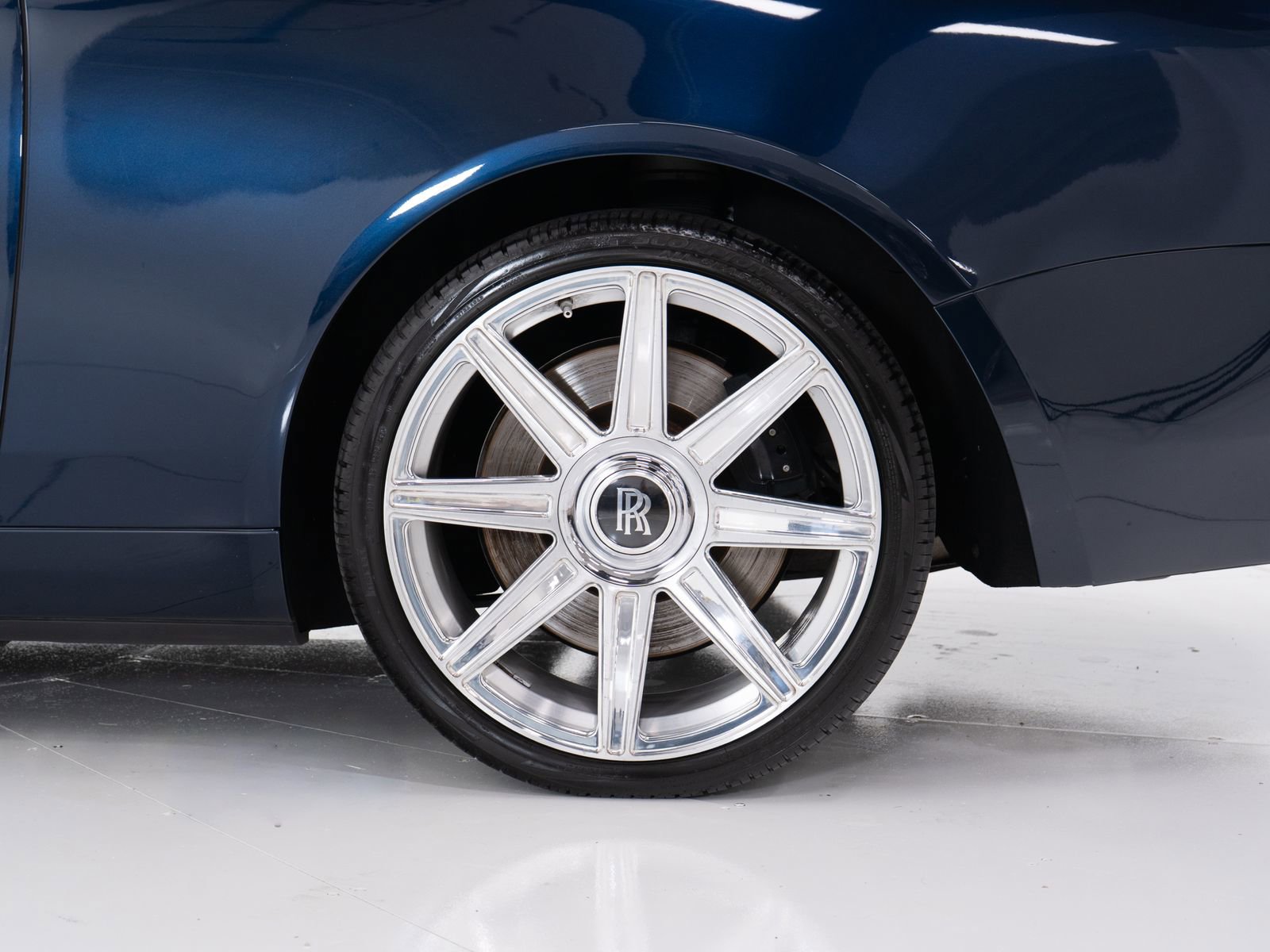 Certified 2016 Rolls-Royce Dawn image 47