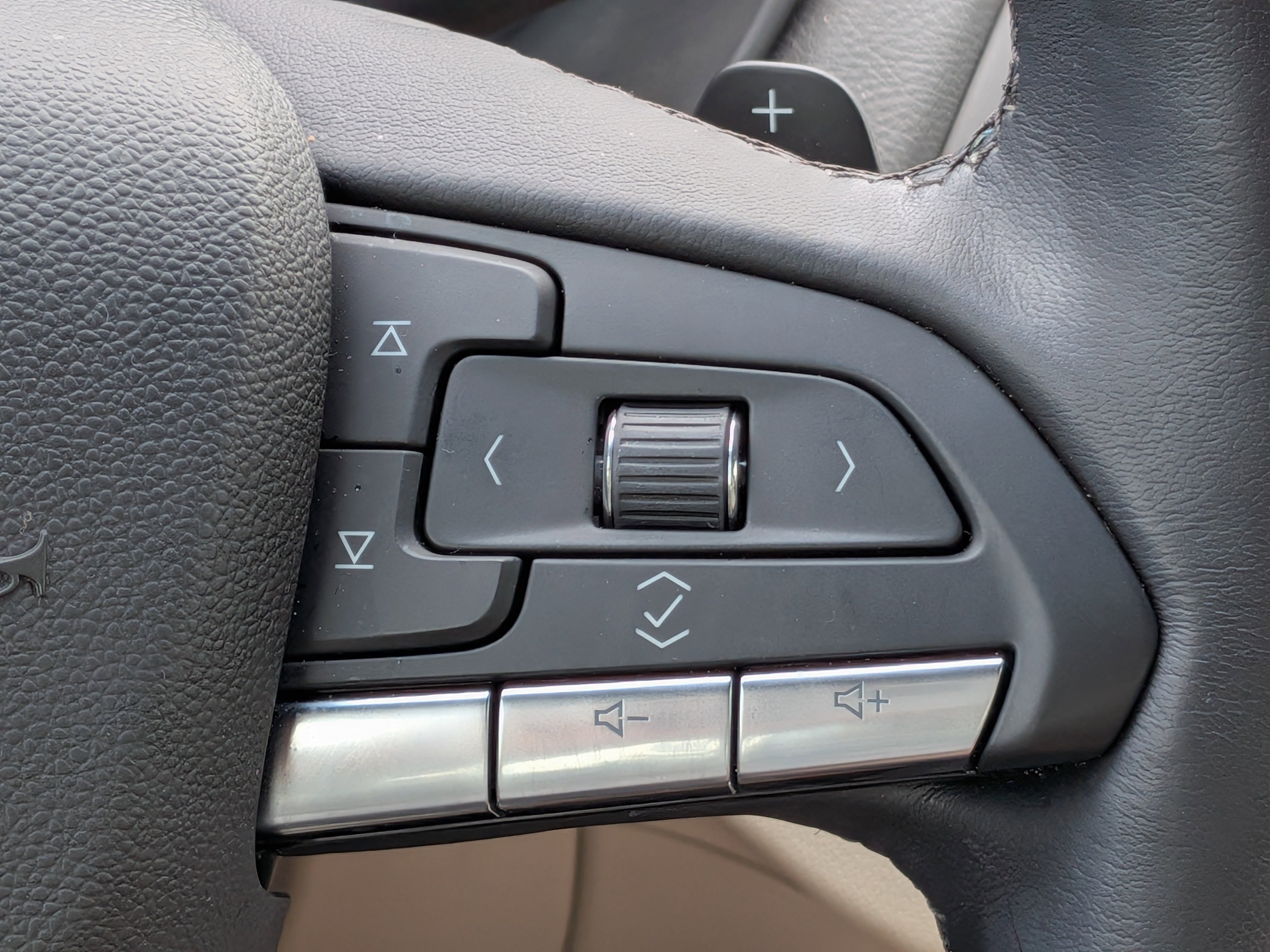 Certified 2025 Cadillac CT4 Premium Luxury RWD image 25