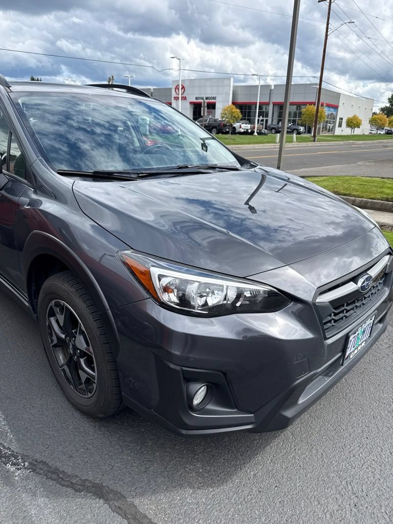 Used 2020 Subaru Crosstrek 2.0i Premium w/ Moonroof Package 2 AWD/4WD image 1