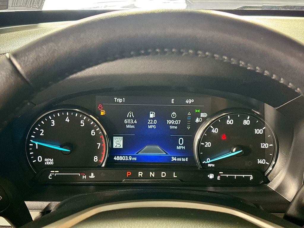 Used 2022 Ford Explorer XLT w/ Equipment Group 202A AWD/4WD image 14