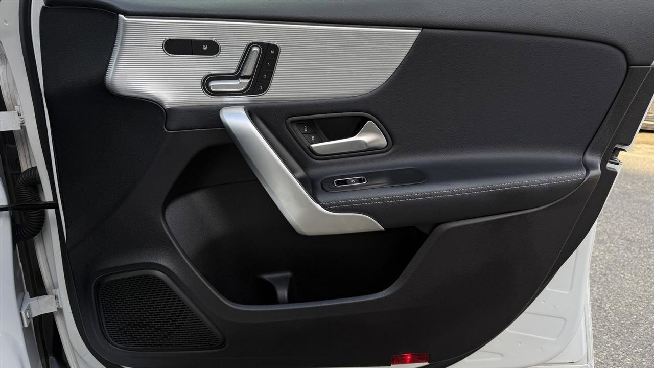 Used 2019 Mercedes-Benz A 220 4MATIC image 39