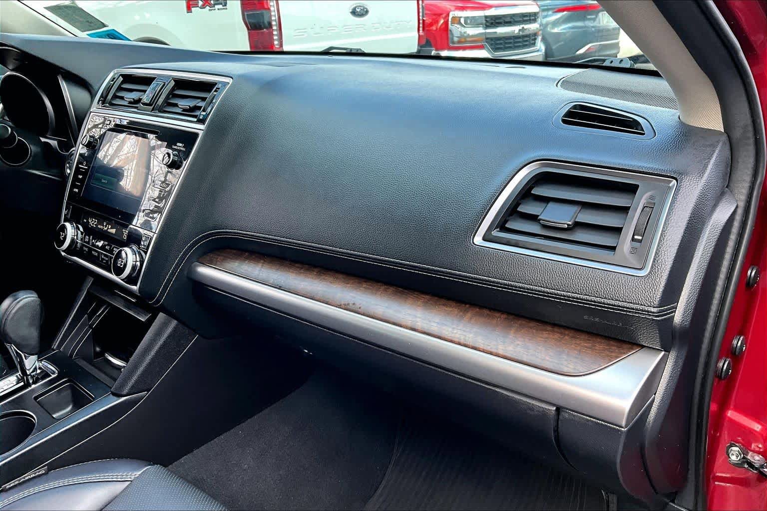 Used 2018 Subaru Outback 2.5i Limited AWD/4WD image 18