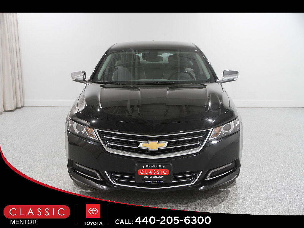 Used 2017 Chevrolet Impala Premier w/ Enhanced Convenience Package FWD image 2