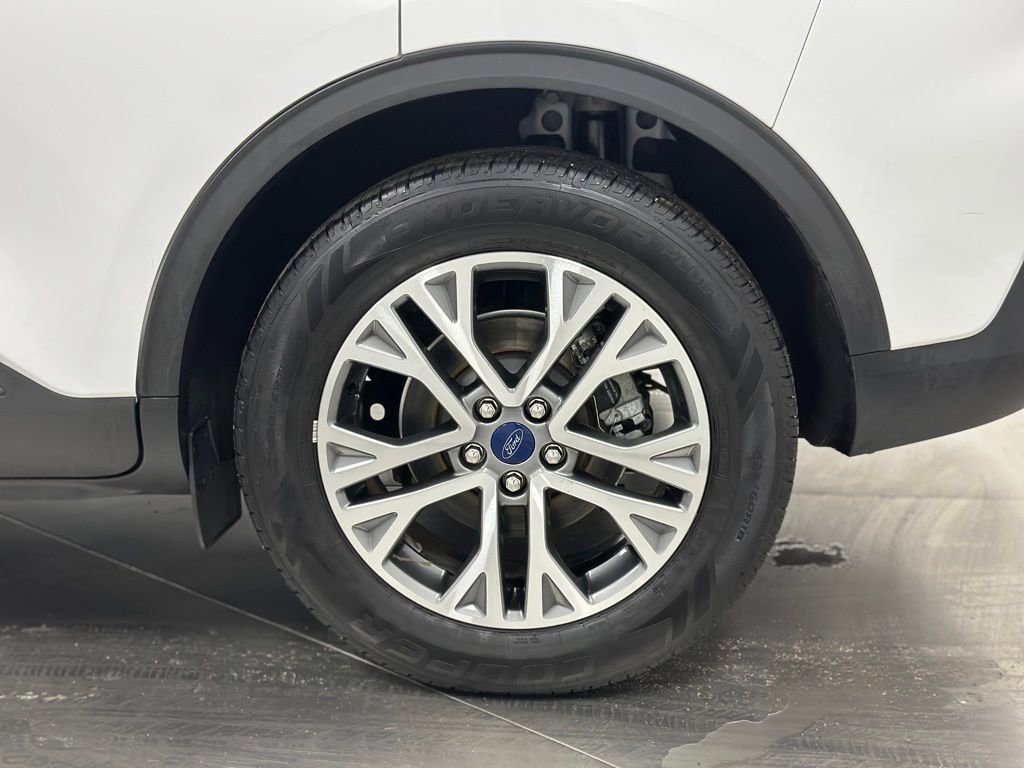 Certified 2022 Ford Escape SEL FWD image 24
