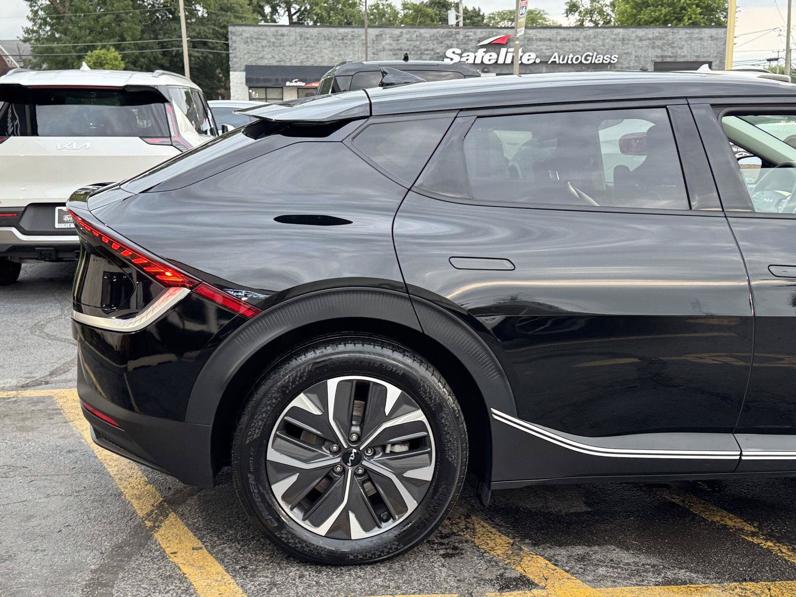 Used 2024 Kia EV6 Light RWD image 14