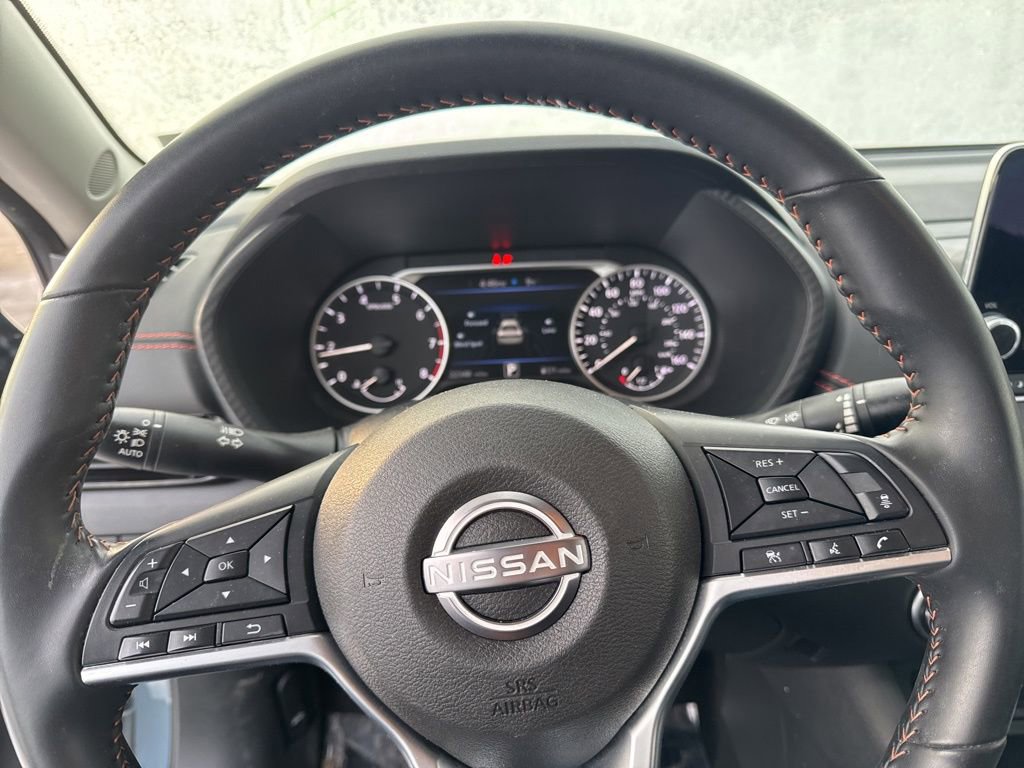 Used 2025 Nissan Sentra SR image 6