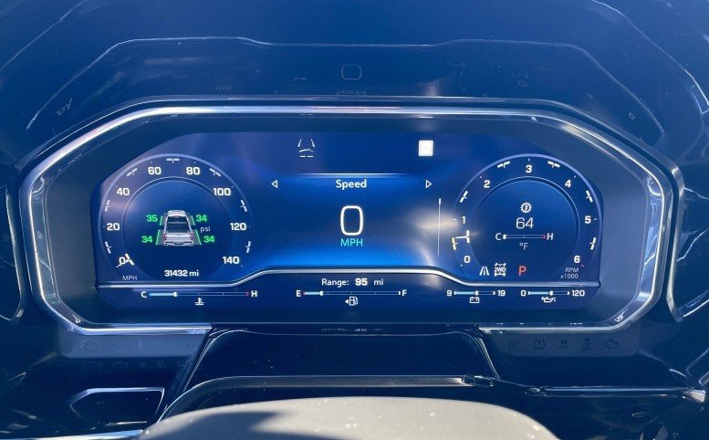 Used 2022 Chevrolet Silverado 1500 LTZ w/ LTZ Premium Package image 9