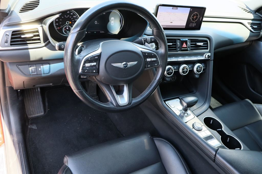 Used 2022 Genesis G70 2.0T image 10