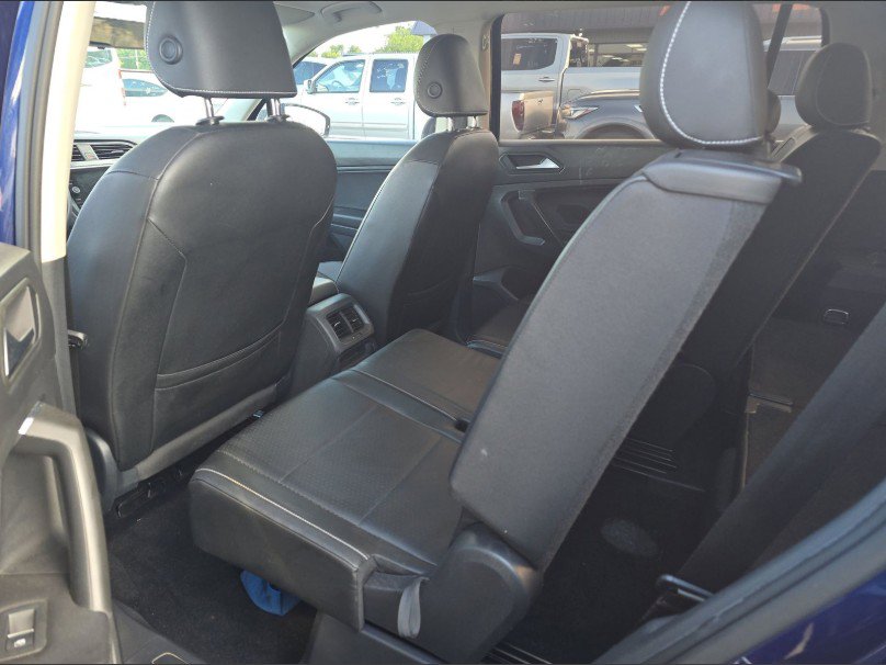 Used 2021 Volkswagen Tiguan SE image 25