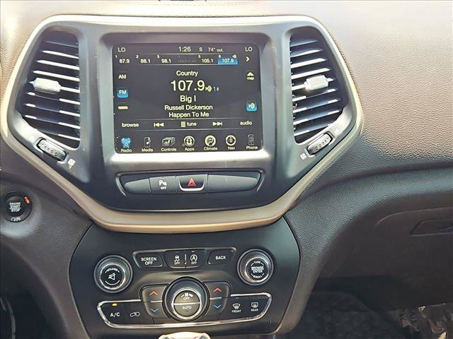 Used 2017 Jeep Cherokee Trailhawk AWD/4WD image 15