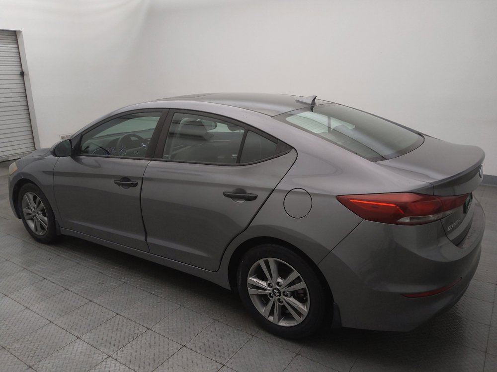Used 2018 Hyundai Elantra Value Edition FWD image 3