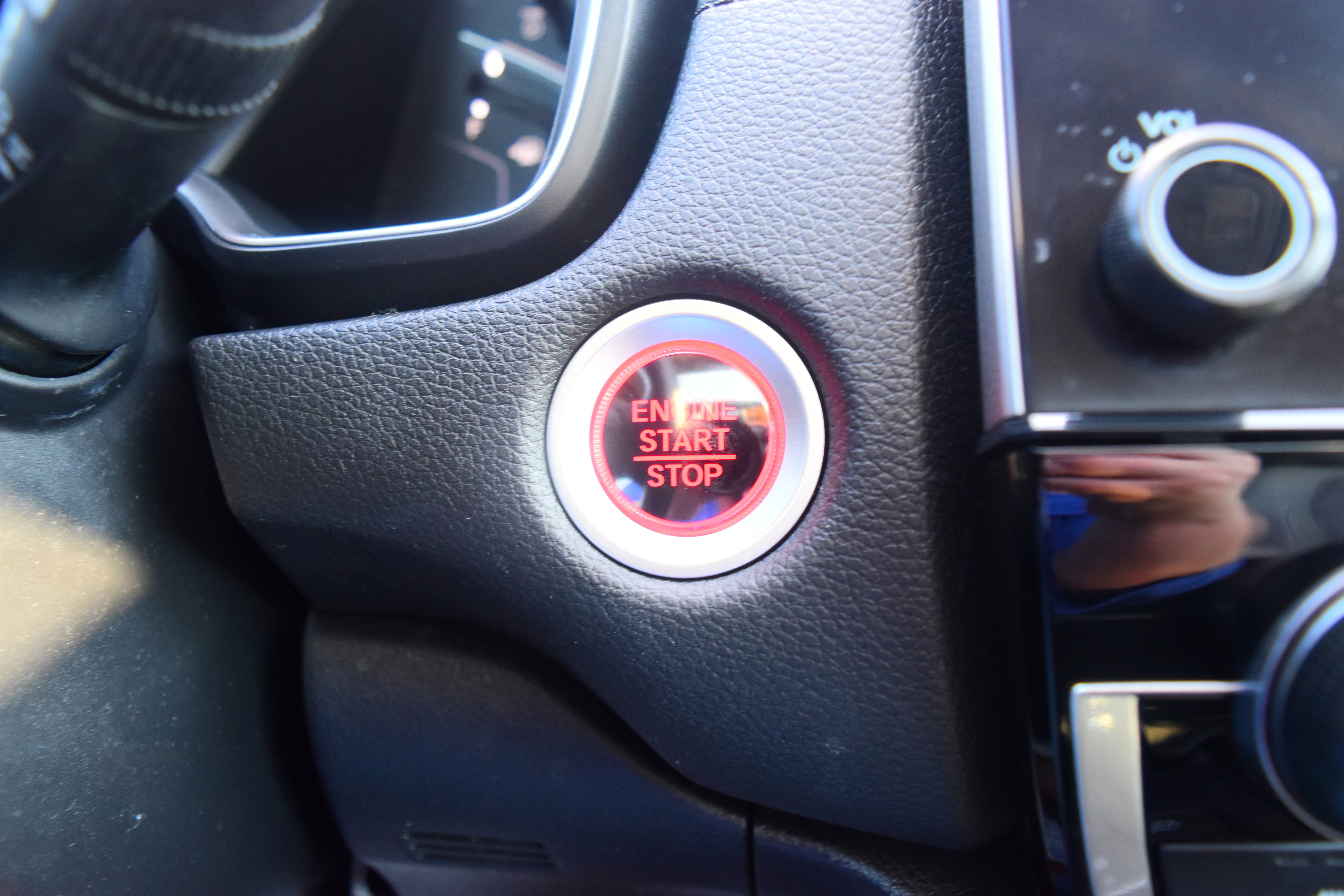 Certified 2018 Honda CR-V Touring image 18