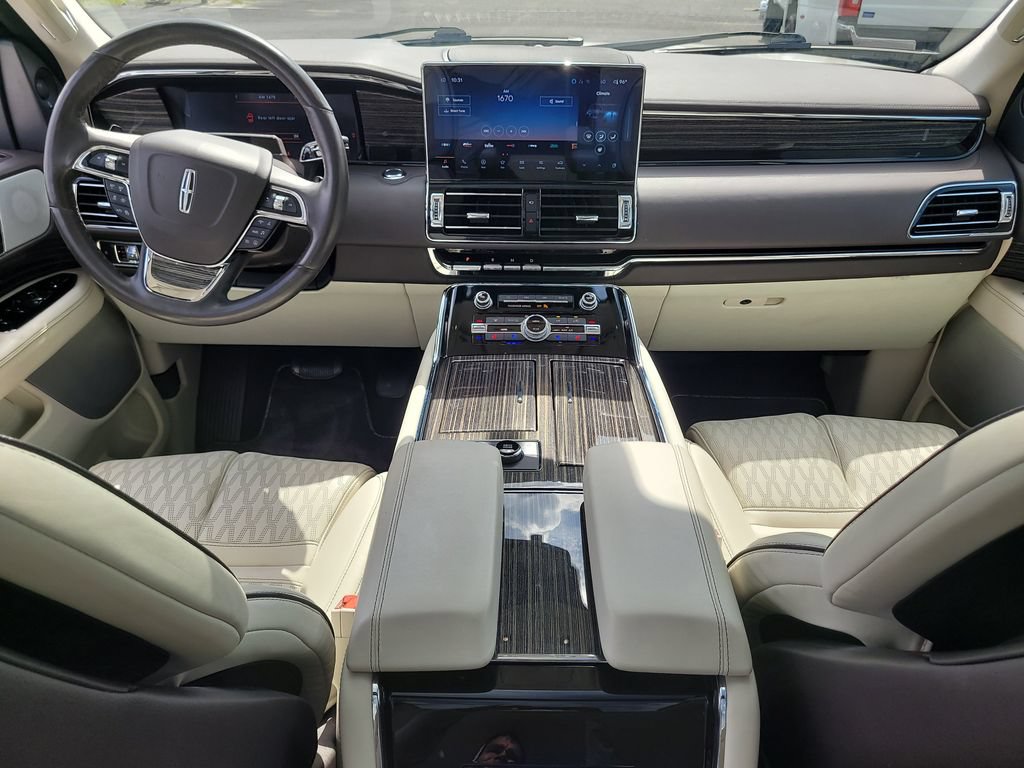 Certified 2023 Lincoln Navigator L Black Label AWD/4WD image 14