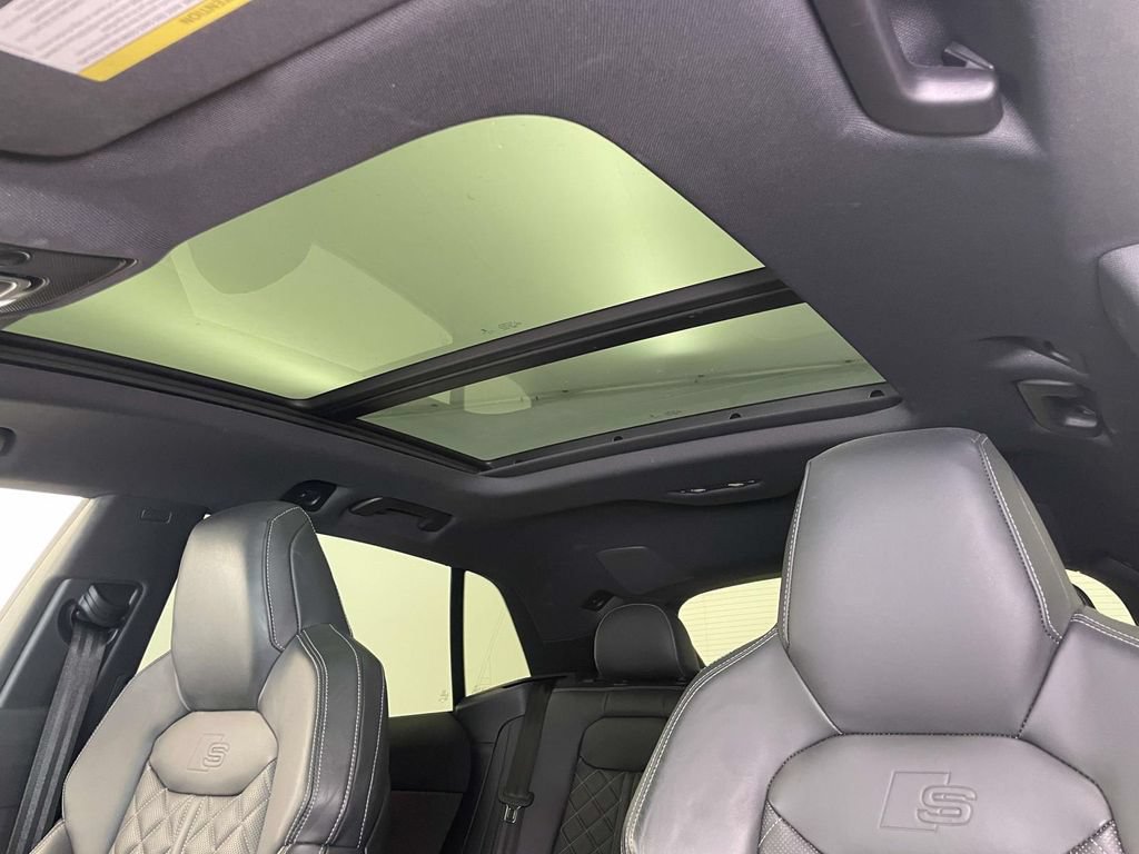 Used 2021 Audi SQ8 Premium Plus AWD/4WD image 18