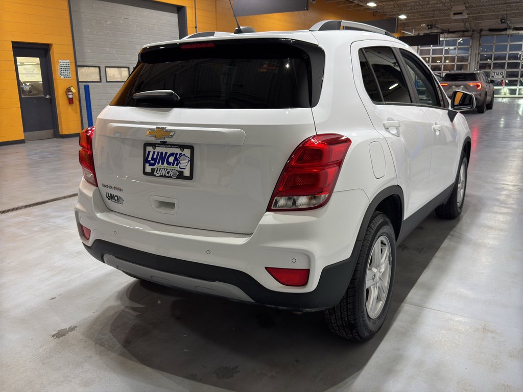 Used 2021 Chevrolet Trax LT w/ Driver Confidence Package image 8