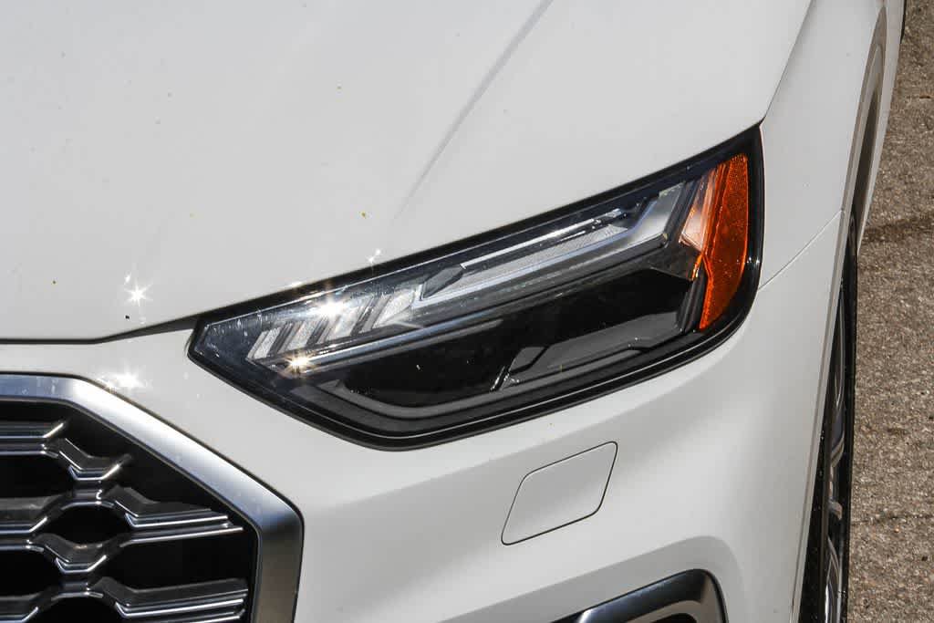 Used 2023 Audi SQ5 Prestige w/ Prestige Package AWD/4WD image 7