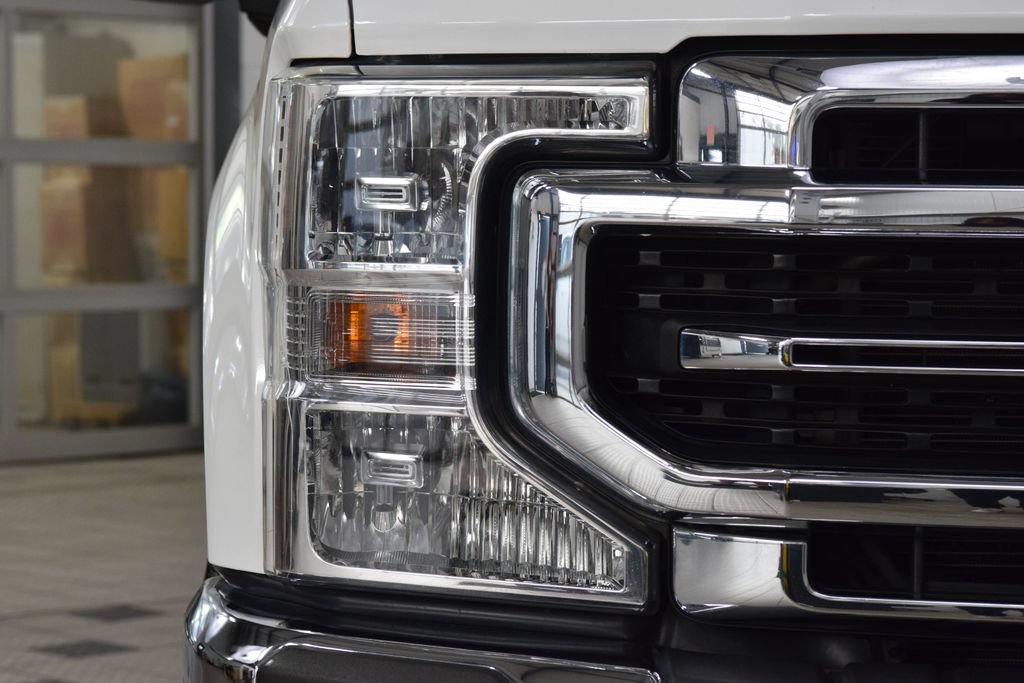 Used 2022 Ford F350 Lariat w/ Lariat Ultimate Package AWD/4WD image 11