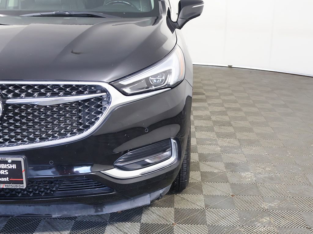 Used 2021 Buick Enclave Avenir w/ Avenir Technology Package image 18