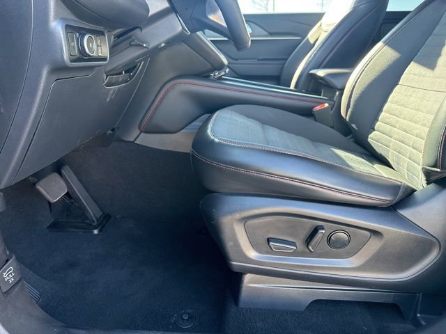 Used 2025 Ford Explorer ST-Line image 22