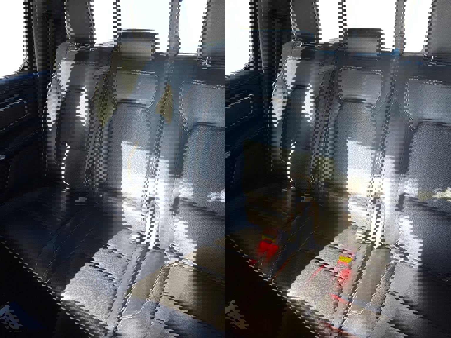 Used 2020 RAM 1500 Laramie w/ Sport Appearance Package image 16