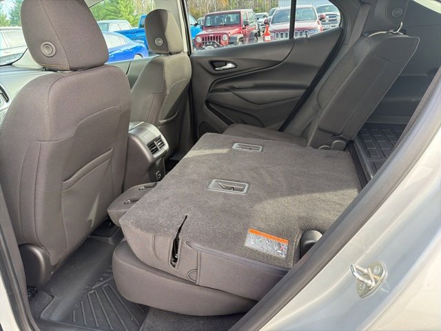 Used 2020 Chevrolet Equinox LT w/ Driver Convenience Package image 29