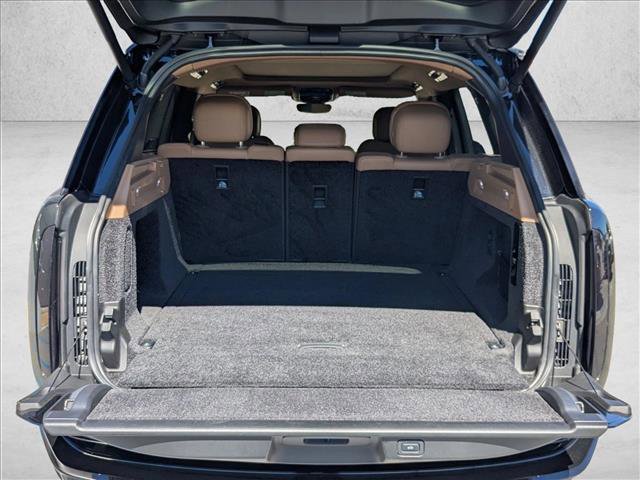 Certified 2023 Land Rover Range Rover SE image 6