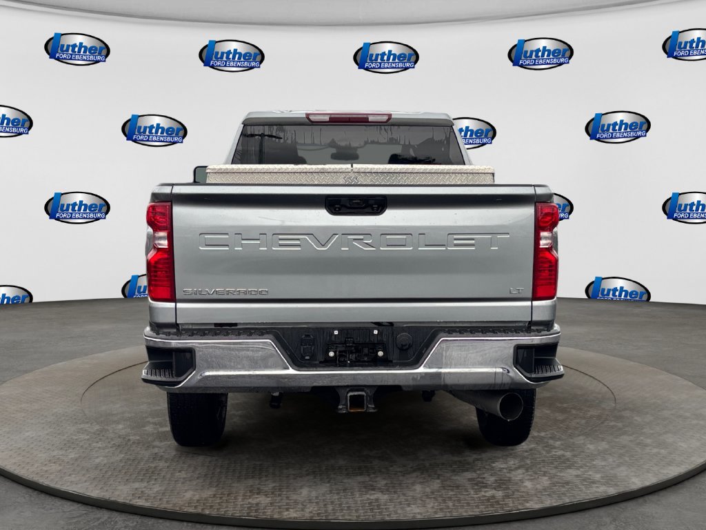 Used 2024 Chevrolet Silverado 2500 LT w/ Convenience Package AWD/4WD image 4
