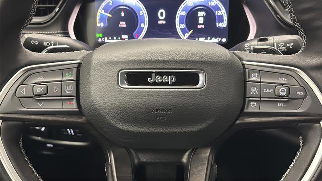 New 2026 Jeep Grand Cherokee Altitude AWD/4WD image 16