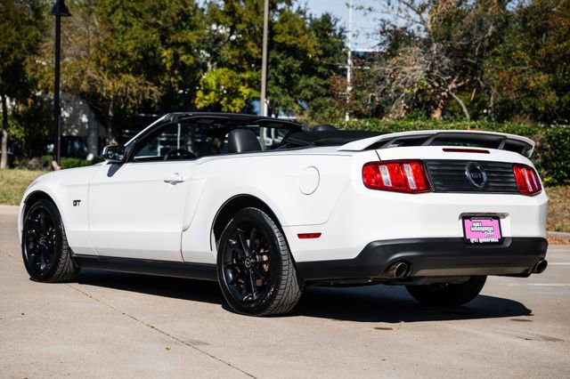 Used 2010 Ford Mustang GT Premium image 9