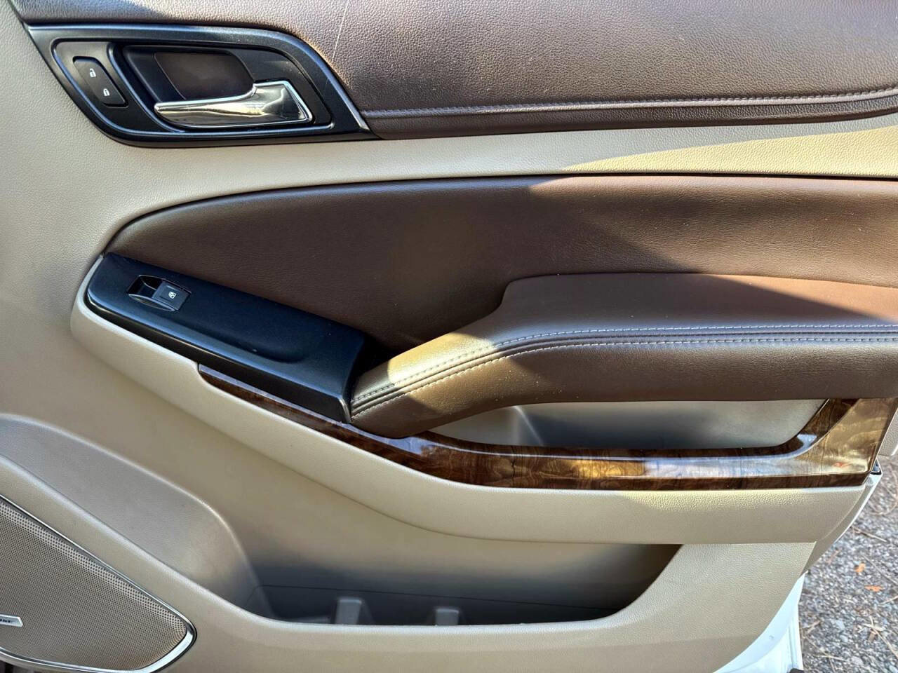 Used 2018 Chevrolet Tahoe LT image 8