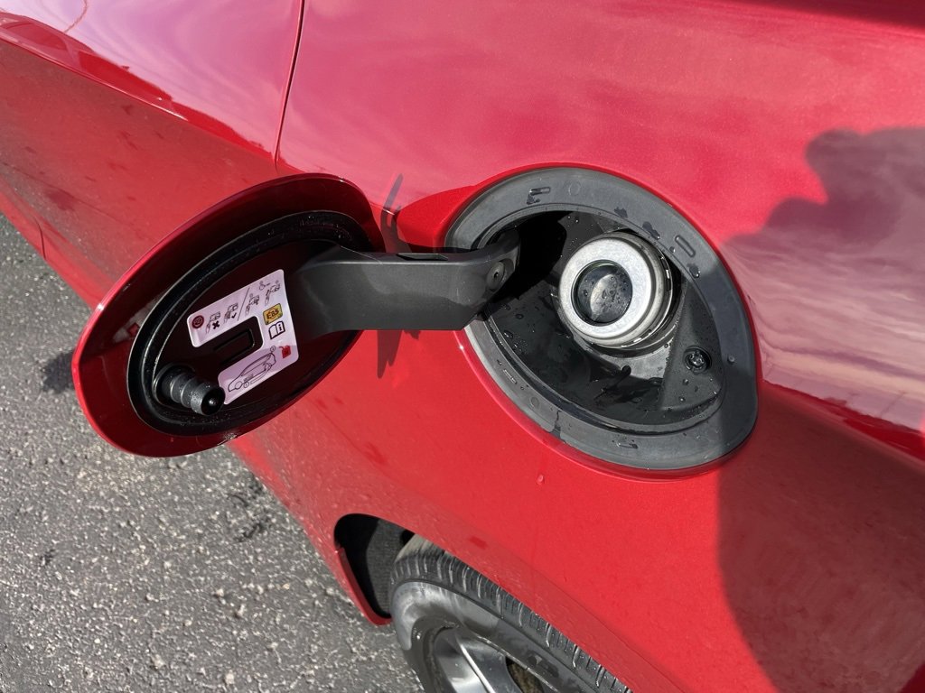 Used 2025 Chrysler Pacifica Limited image 60