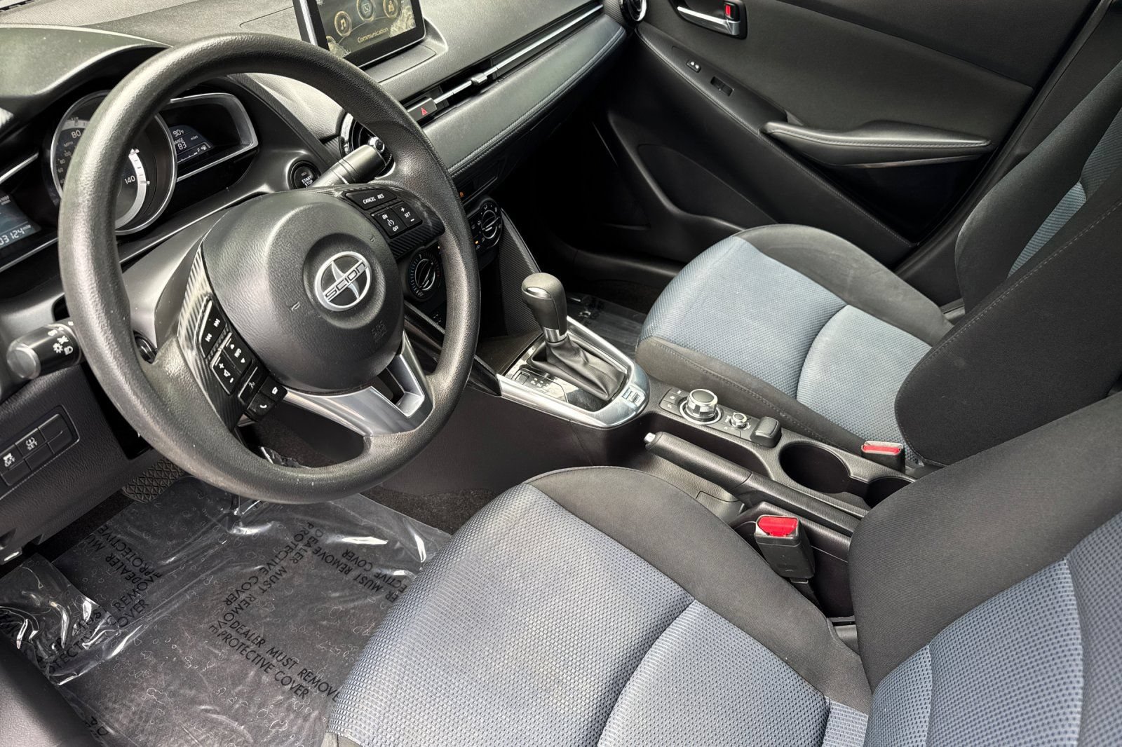 Used 2016 Scion iA FWD image 10
