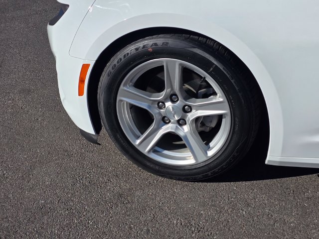 Certified 2024 Chevrolet Camaro LT RWD image 5