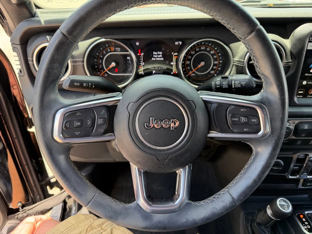 Used 2020 Jeep Wrangler Unlimited Sahara AWD/4WD image 22