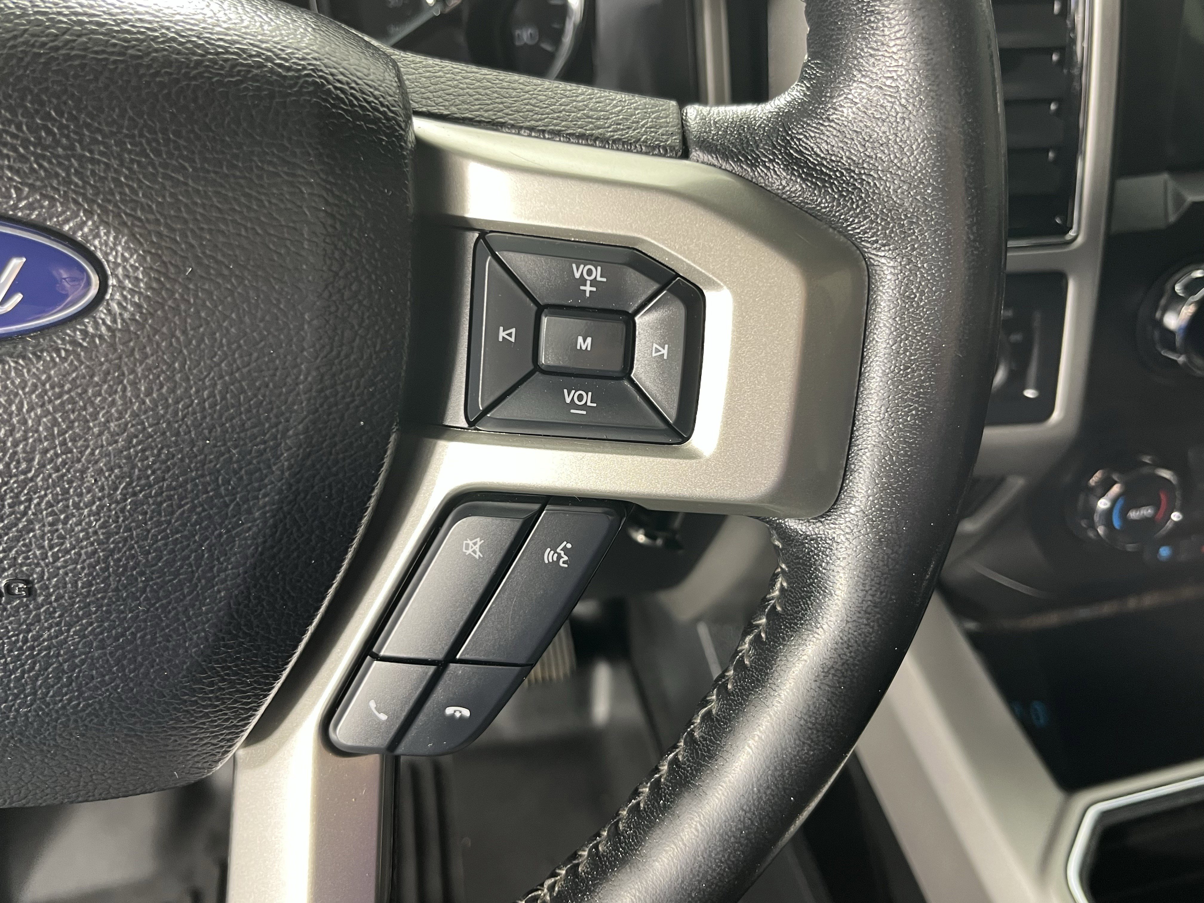 Used 2020 Ford F250 Lariat image 18