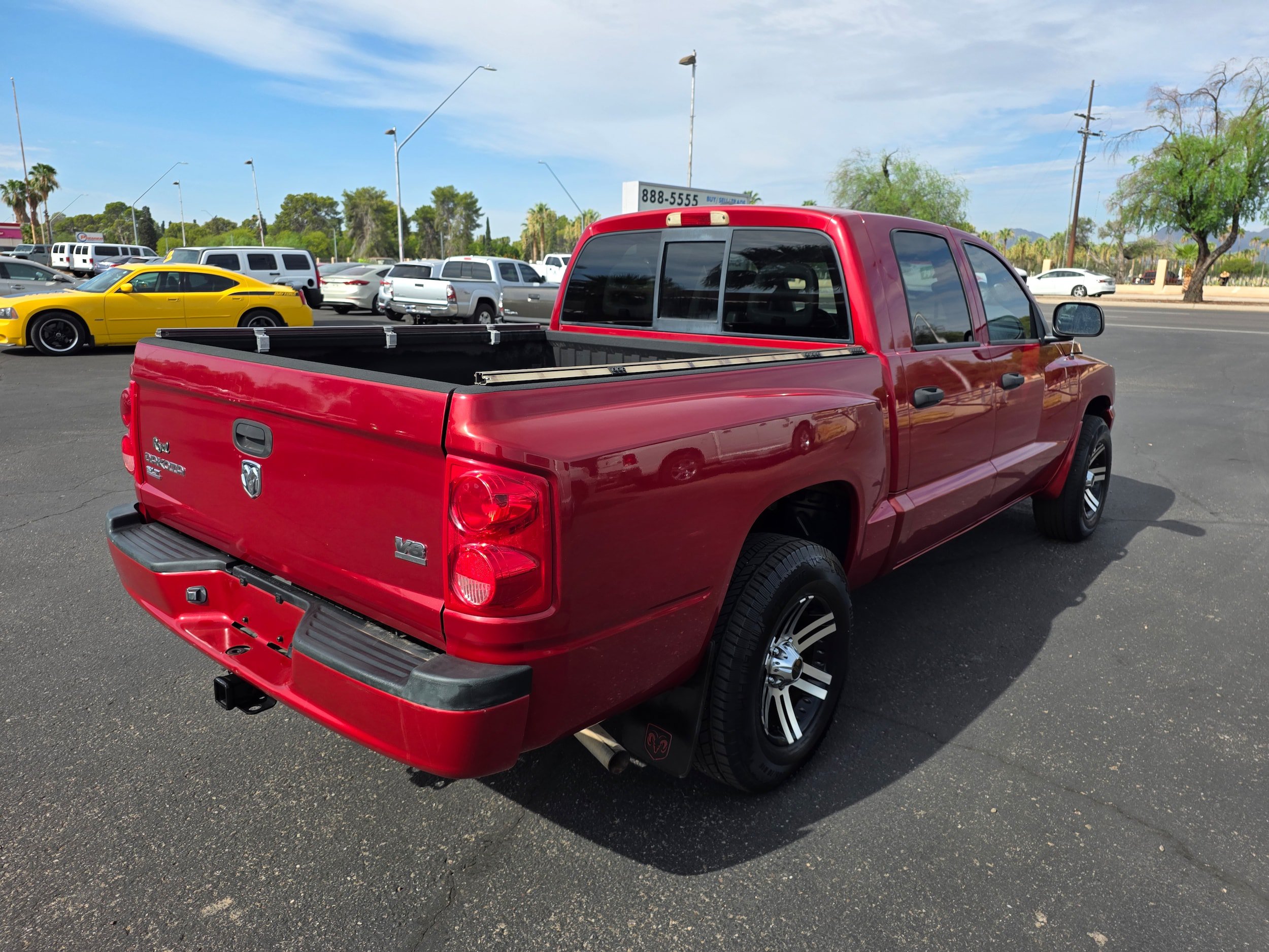 Used 2007 Dodge Dakota SLT w/ Trailer Tow Group RWD image 5