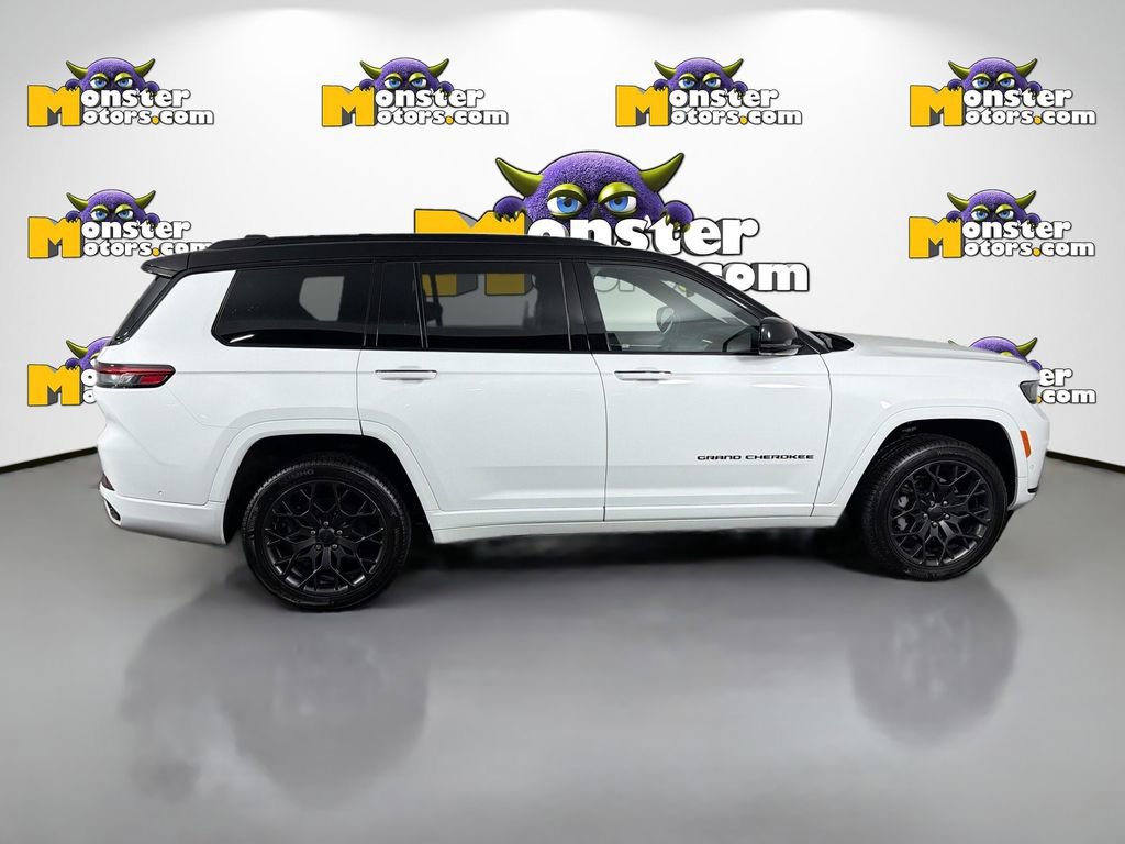 Used 2023 Jeep Grand Cherokee L Summit w/ Rear Seat Video Group I image 4