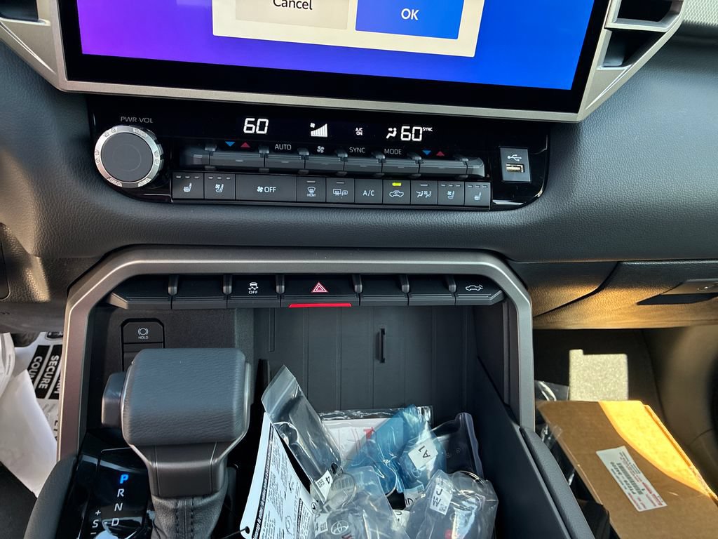 New 2026 Toyota Tundra Limited AWD/4WD image 25