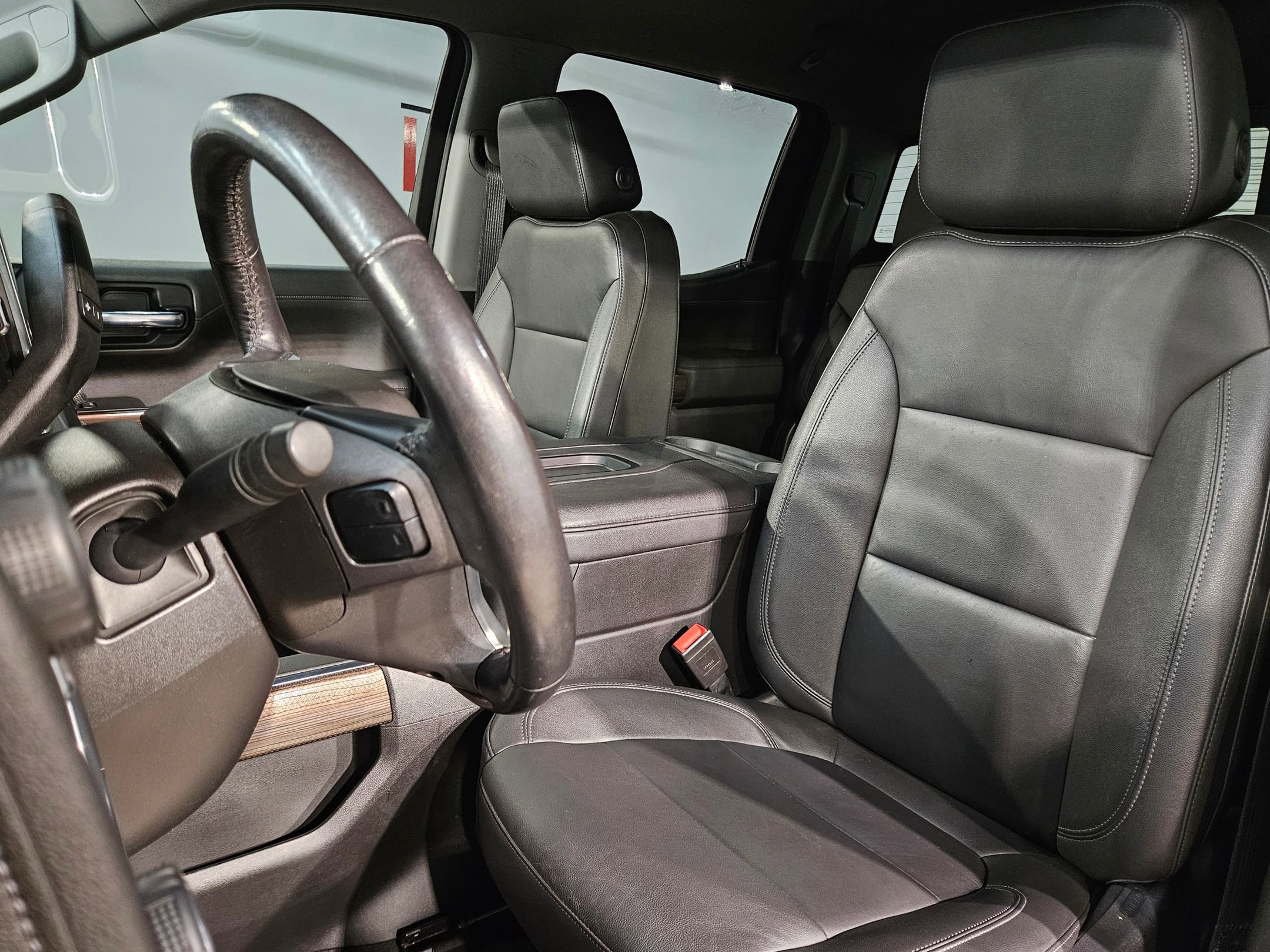 Used 2021 Chevrolet Silverado 1500 LT Trail Boss w/ Convenience Package II image 24