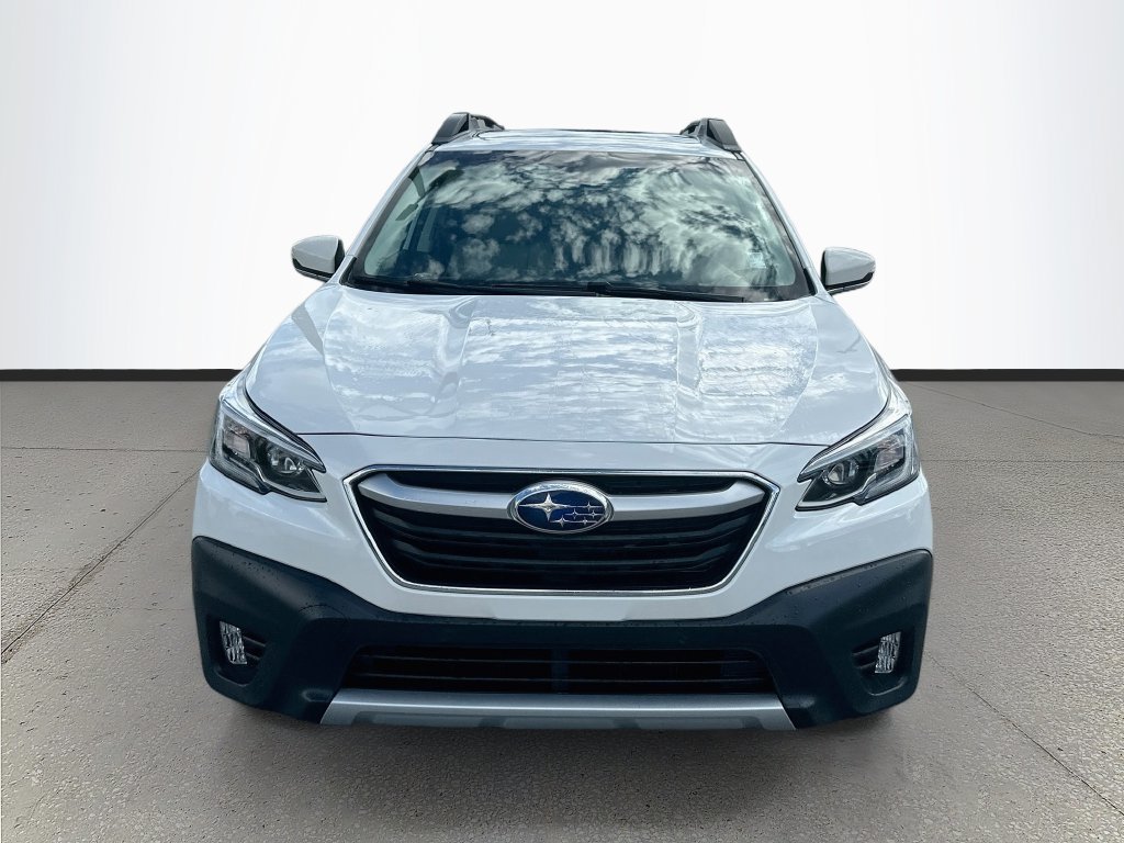 Used 2022 Subaru Outback Limited AWD/4WD image 2